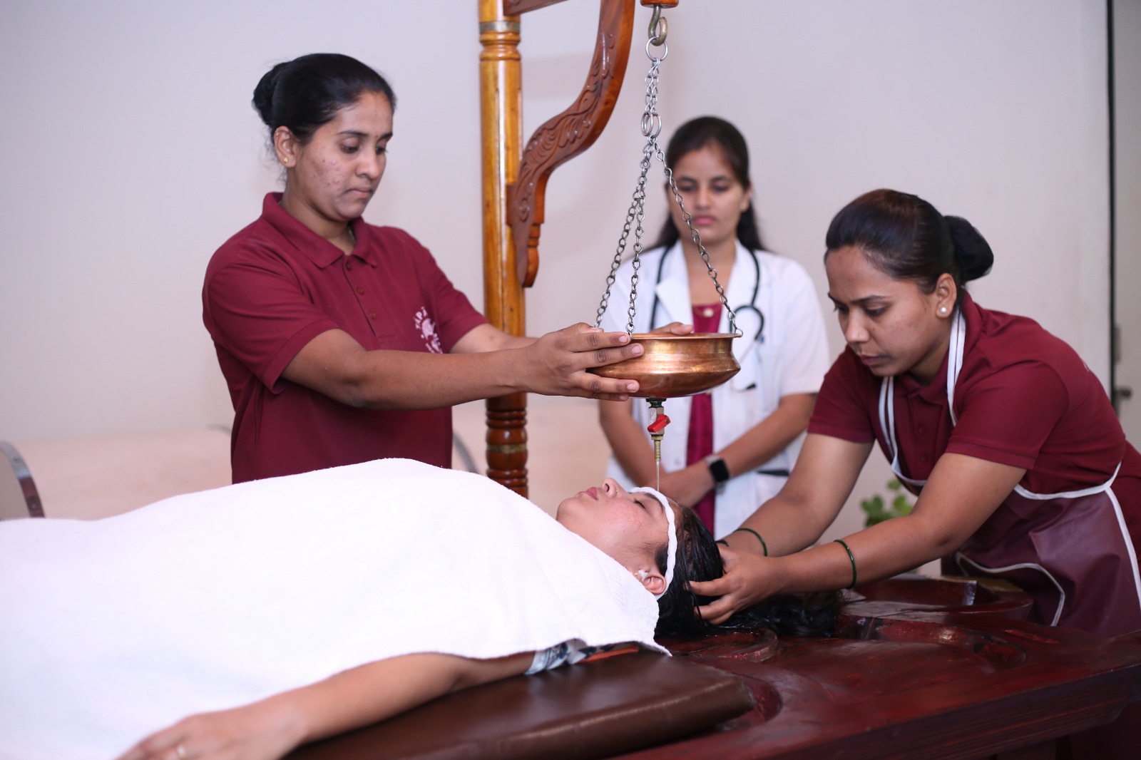 DIPLOMA IN AYURVEDA  MASSAGE & PANCHAKARMA  THERAPY 